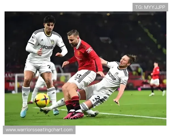 利兹联持续提升逼抢强度，近期在激战中表现稳健夺得关键胜利