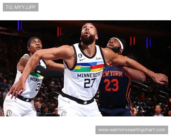 尼克斯兰德尔背打效率回升，对比上季三分出手下降